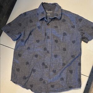Tommy Bahama Blue Floral Boys Shirt Size 10/12